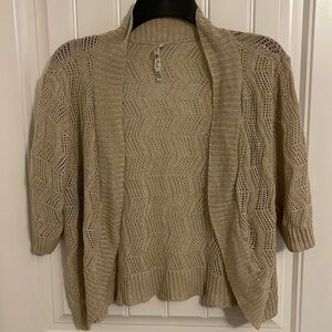 Leo & Nicole‎ women’s size XXL open Cardigan beige, half sleeve. Cable hem